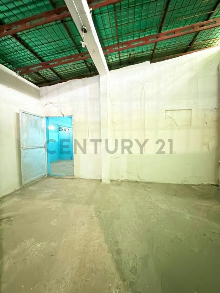 Galpón con Oficinas, a pocos metros de la Calle Freites, Barcelona - 5