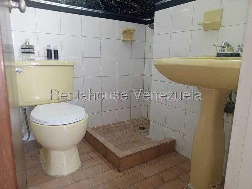 Apartamento (1 Nivel) en Alquiler en Parroquia Concepcion, Lara - 20