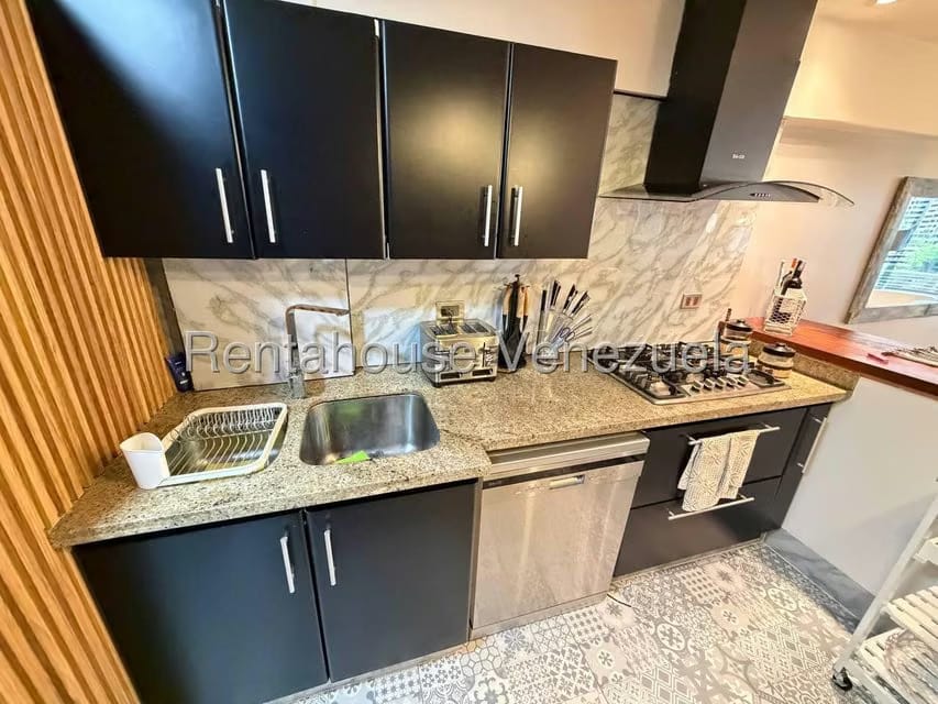 Apartamento (1 Nivel) en Venta en Las Esmeraldas, Distrito Metropolitano - 12