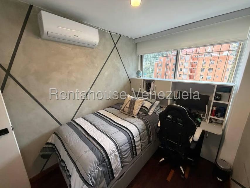 Apartamento (1 Nivel) en Venta en Las Esmeraldas, Distrito Metropolitano - 18