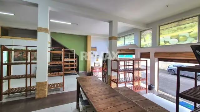 En Venta!! Local Comercial a pie de calle ubicado en Pleno Centro de Colon a una cuadra de la Alcaldía. - 5