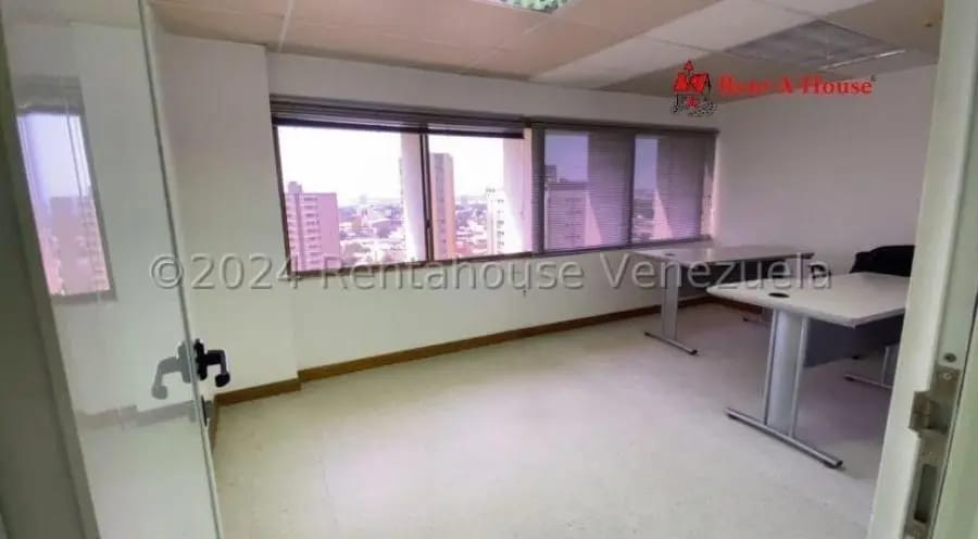 Oficina en Alquiler en Maracaibo - 4