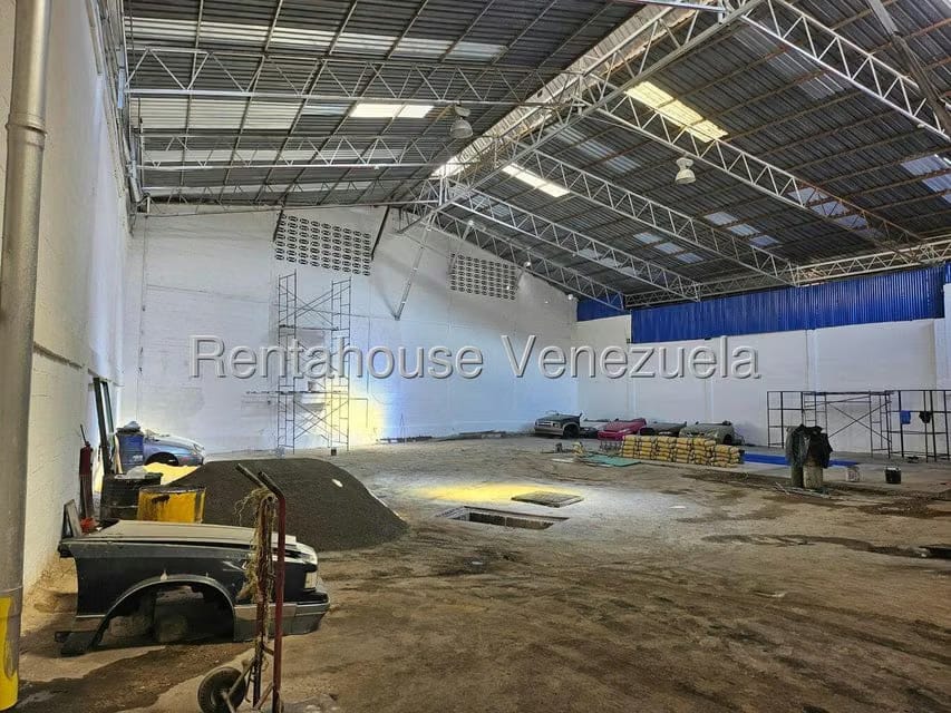 Comercial (Galpon - Deposito) en Alquiler en La Yaguara, Distrito Metropolitano - 18