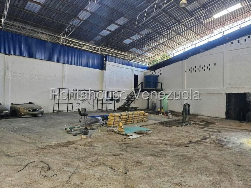 Comercial (Galpon - Deposito) en Alquiler en La Yaguara, Distrito Metropolitano - 23