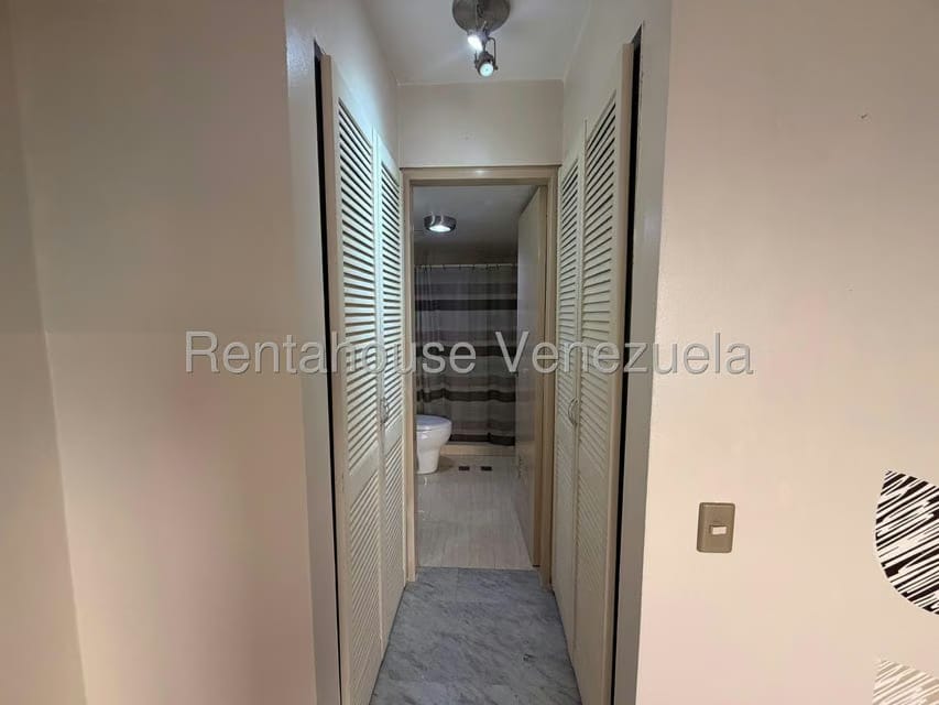Apartamento (1 Nivel) en Venta en Colinas de Bello Monte, Distrito Metropolitano - 12
