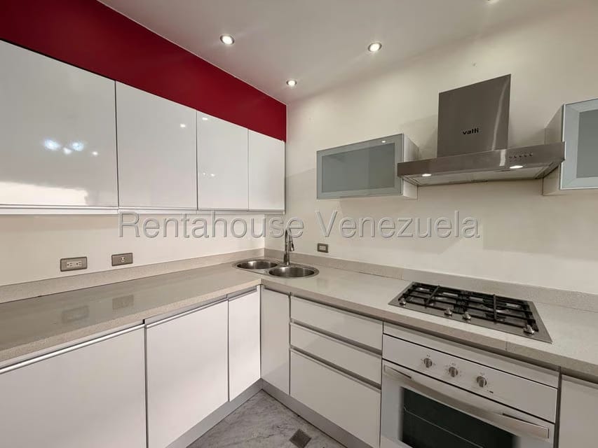 Apartamento (1 Nivel) en Venta en Colinas de Bello Monte, Distrito Metropolitano - 3