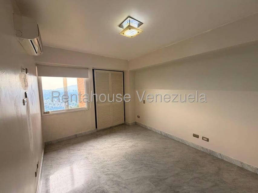 Apartamento (1 Nivel) en Venta en Colinas de Bello Monte, Distrito Metropolitano - 10