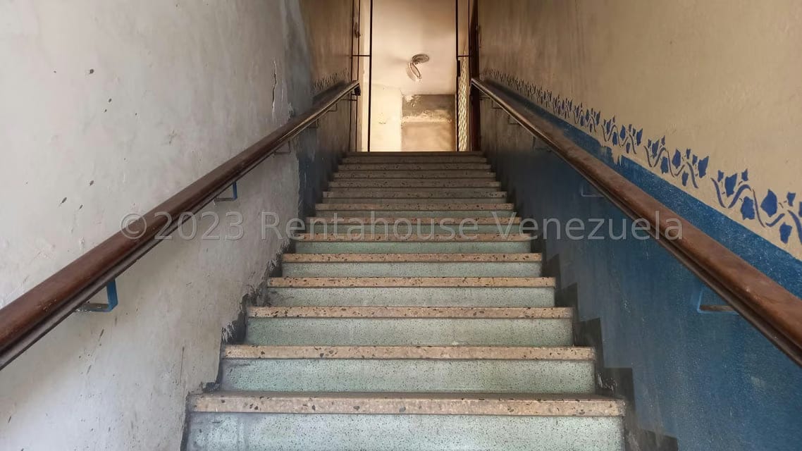 Comercial (Edificio) en Venta en Punto Fijo, Falcon - 6