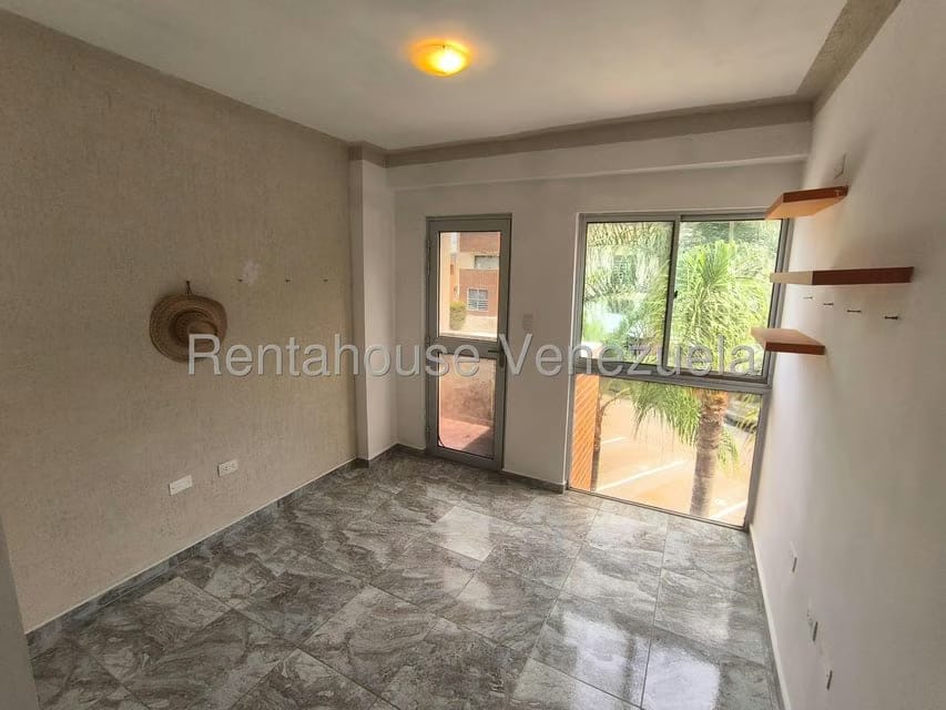 Townhouse (Duplex) en Alquiler en El Rincon, Carabobo - 19