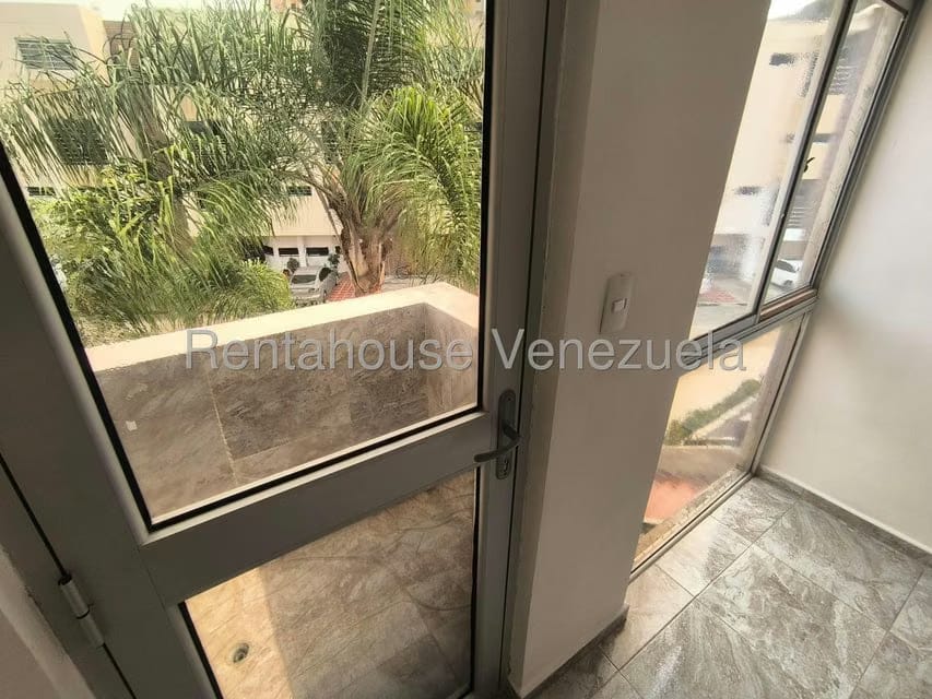 Townhouse (Duplex) en Alquiler en El Rincon, Carabobo - 21