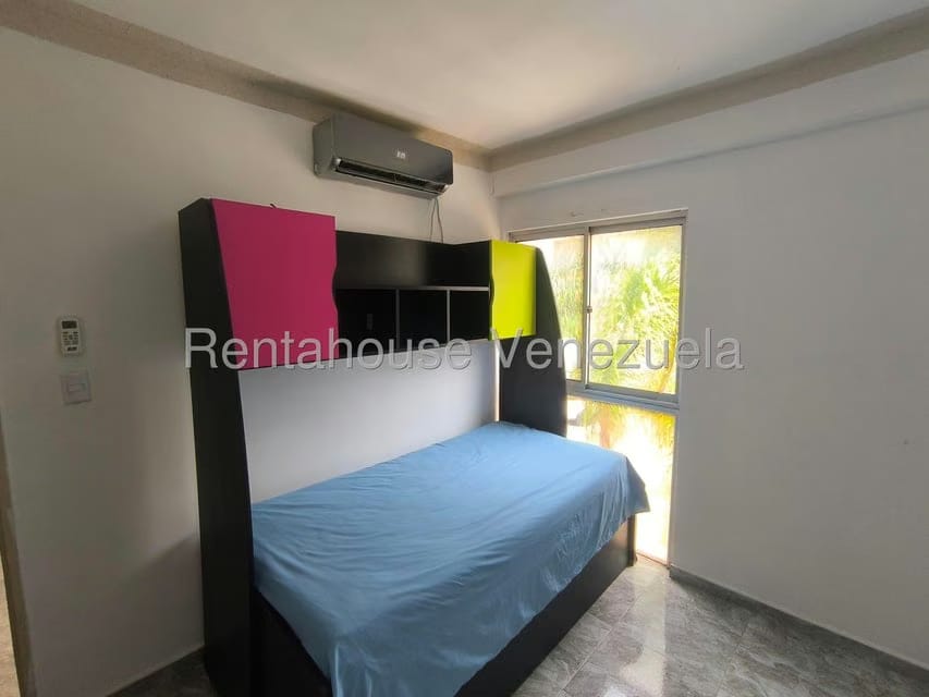 Townhouse (Duplex) en Alquiler en El Rincon, Carabobo - 23