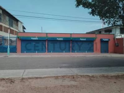 Se Alquila Local En Circunvalación 2