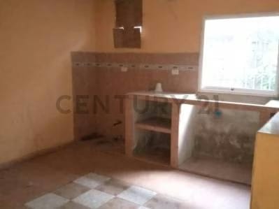 Casa de dos niveles, en pleno Centro de Anaco. - 5