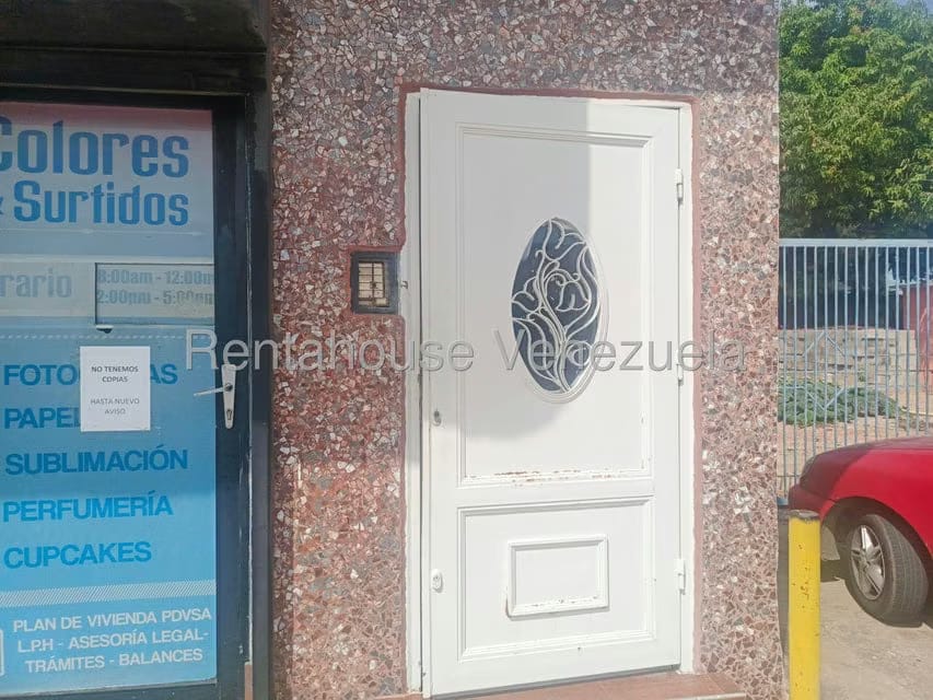 Apartamento (1 Nivel) en Alquiler en Cristobal Colon, Zulia - 13