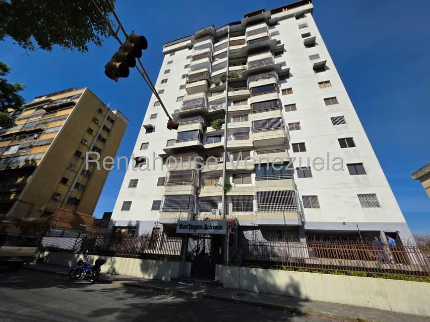 Apartamento (1 Nivel) en Alquiler en El Paraiso, Distrito Metropolitano