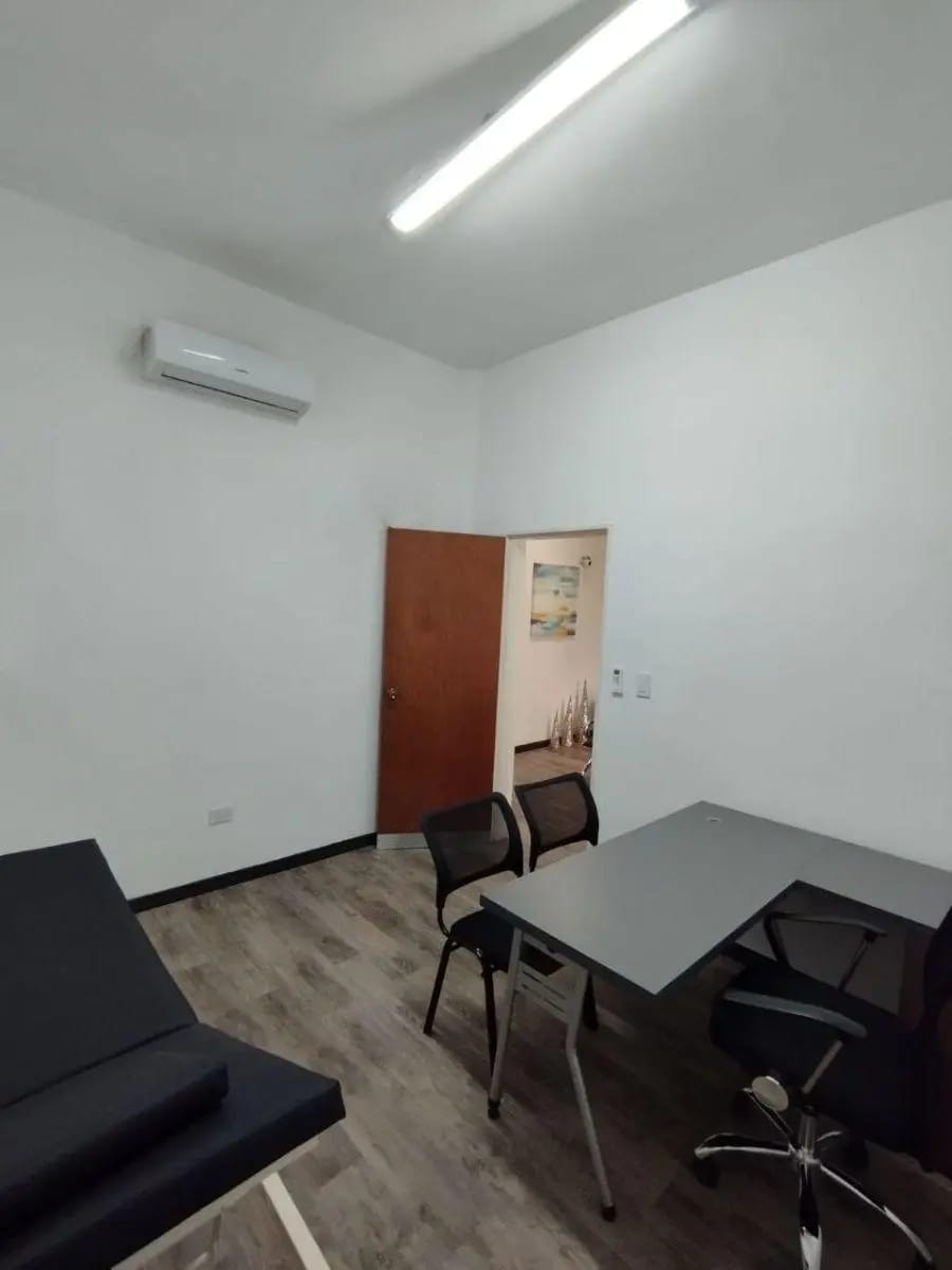 Oficina en Alquiler en Barquisimeto - 4