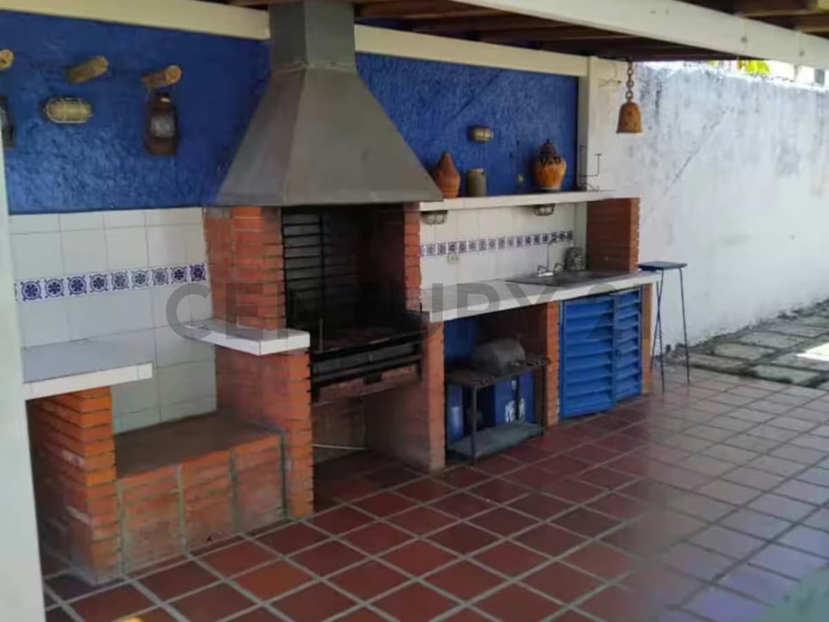 APARTAMENTO DE 3 HABITACIONES EN RESD FLORESTAMAR, MANEIRO, CERCA DE TODO - 13