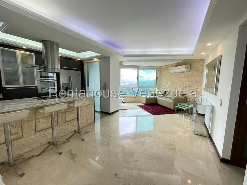 Apartamento (1 Nivel) en Alquiler en Alto Hatillo, Distrito Metropolitano - 2