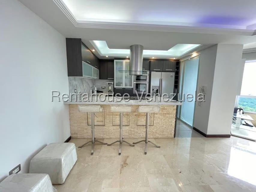 Apartamento (1 Nivel) en Alquiler en Alto Hatillo, Distrito Metropolitano - 11