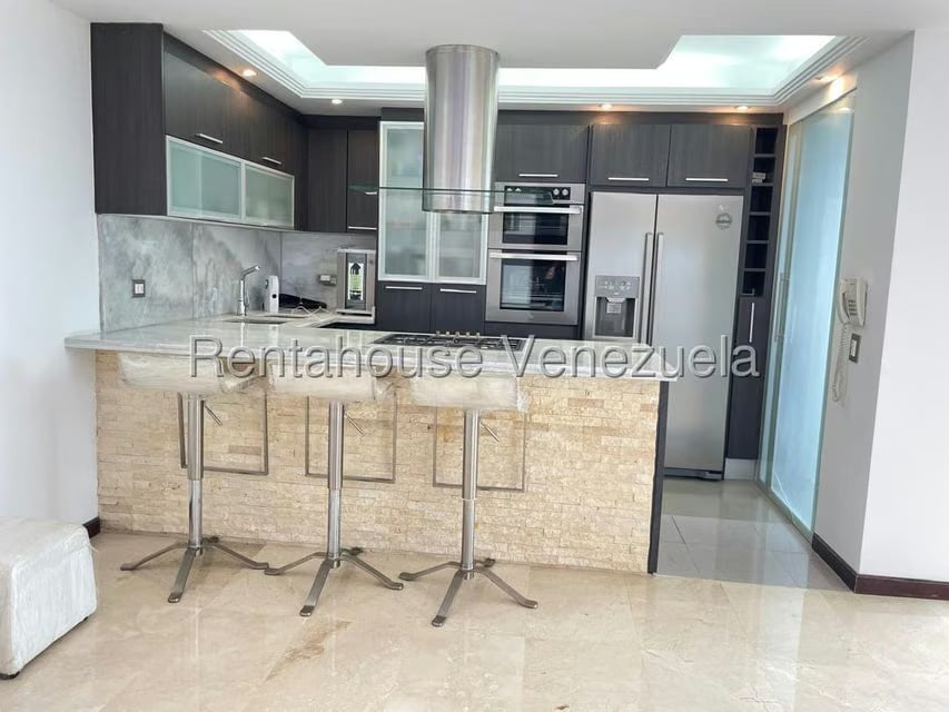 Apartamento (1 Nivel) en Alquiler en Alto Hatillo, Distrito Metropolitano - 12