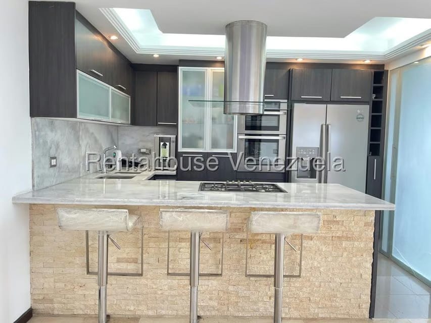 Apartamento (1 Nivel) en Alquiler en Alto Hatillo, Distrito Metropolitano - 13