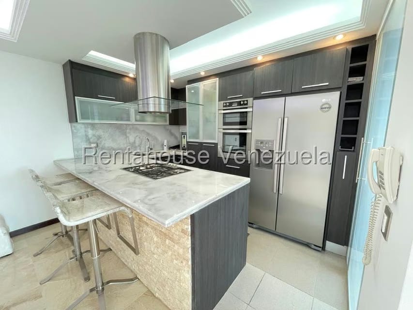 Apartamento (1 Nivel) en Alquiler en Alto Hatillo, Distrito Metropolitano - 14