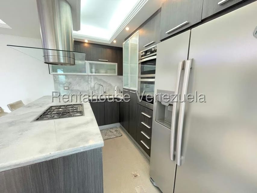 Apartamento (1 Nivel) en Alquiler en Alto Hatillo, Distrito Metropolitano - 16