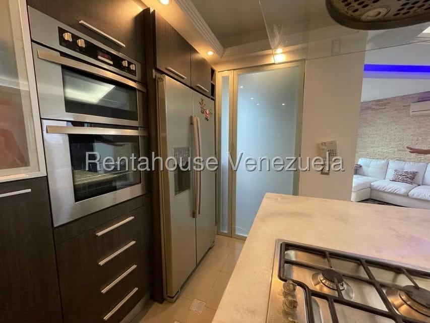 Apartamento (1 Nivel) en Alquiler en Alto Hatillo, Distrito Metropolitano - 19
