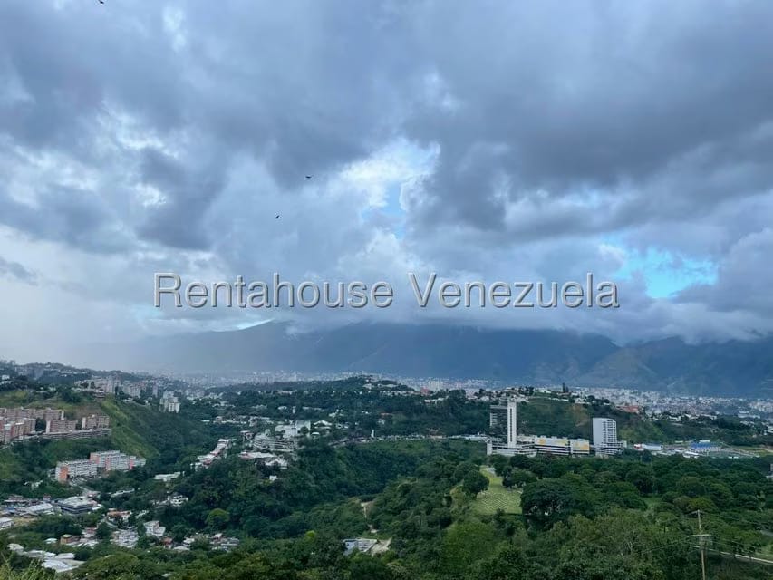 Apartamento (1 Nivel) en Alquiler en Alto Hatillo, Distrito Metropolitano - 25