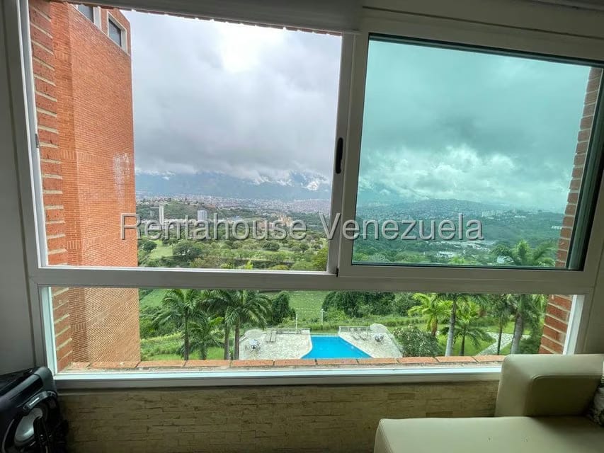 Apartamento (1 Nivel) en Alquiler en Alto Hatillo, Distrito Metropolitano - 38