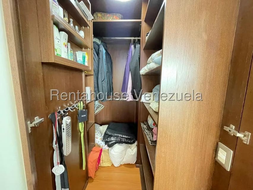 Apartamento (1 Nivel) en Alquiler en Alto Hatillo, Distrito Metropolitano - 43