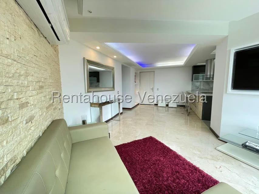 Apartamento (1 Nivel) en Alquiler en Alto Hatillo, Distrito Metropolitano - 6