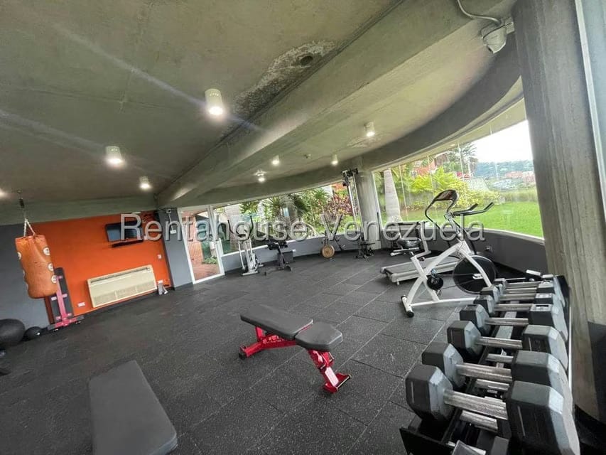 Apartamento (1 Nivel) en Alquiler en Alto Hatillo, Distrito Metropolitano - 55