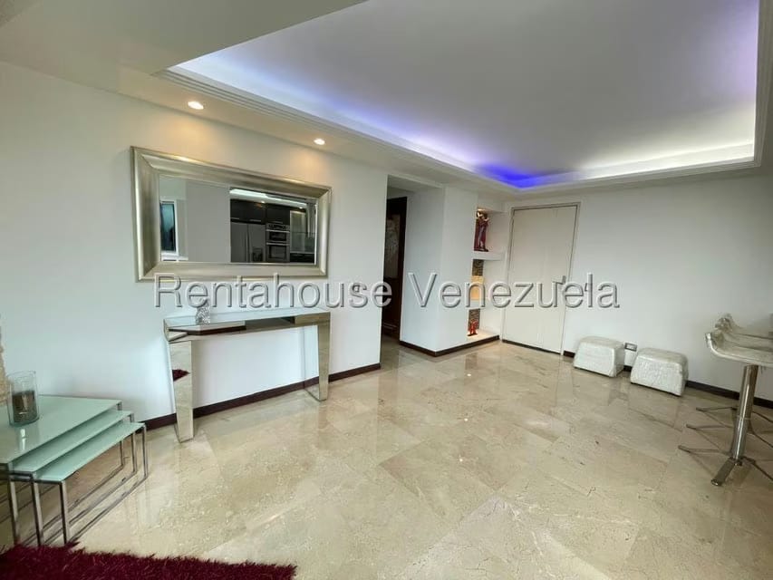 Apartamento (1 Nivel) en Alquiler en Alto Hatillo, Distrito Metropolitano - 7