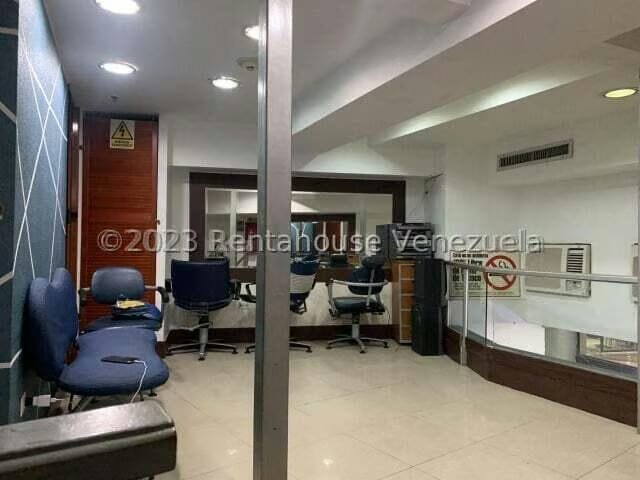 Comercial (Local Comercial) en Venta en El Paraiso, Distrito Metropolitano - 9