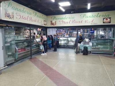 Fondo de comercio - Panadería en venta en el Centro Comercial El Valle RD - 2