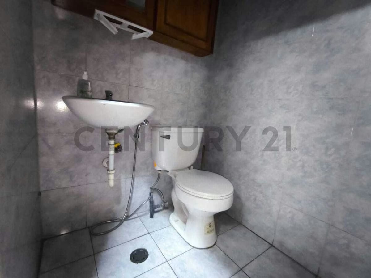 Local comercial de 210 m² en la avenida Casanova, Sabana Grande - 10