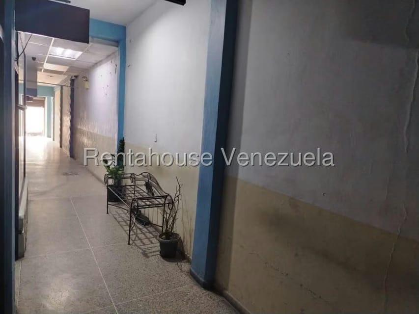 Comercial (Local Comercial) en Venta en Centro, Lara - 24