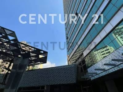 Piso de Oficina en Venta en Campo Alegre - 2