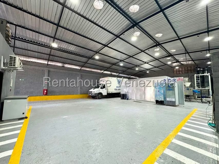 Negocios y Empresas (Mayorista y Distribucion) en Venta en La Mata, Lara - 17