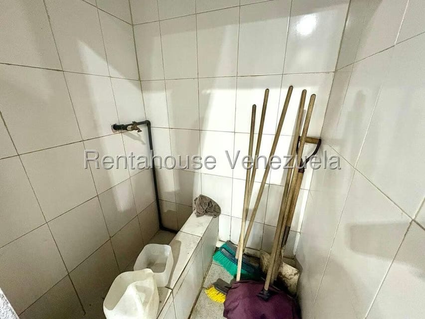 Negocios y Empresas (Mayorista y Distribucion) en Venta en La Mata, Lara - 40