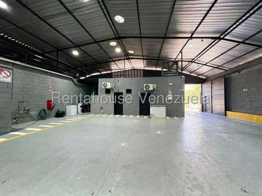 Negocios y Empresas (Mayorista y Distribucion) en Venta en La Mata, Lara - 42