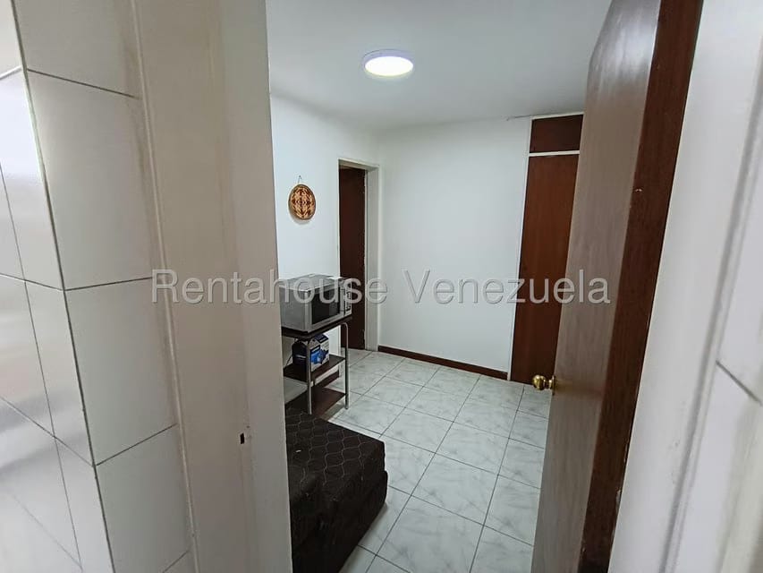 Apartamento (1 Nivel) en Venta en Los Palos Grandes, Distrito Metropolitano - 18