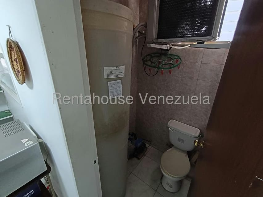 Apartamento (1 Nivel) en Venta en Los Palos Grandes, Distrito Metropolitano - 19