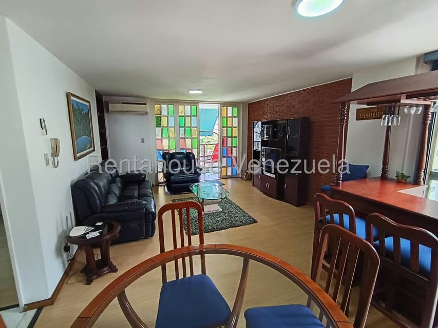 Apartamento (1 Nivel) en Venta en Los Palos Grandes, Distrito Metropolitano - 3
