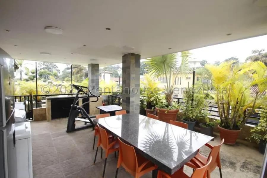 Casa en Venta en Lomas de la Lagunita Caracas - 11