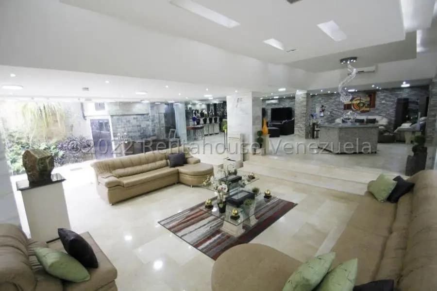 Casa en Venta en Lomas de la Lagunita Caracas - 4