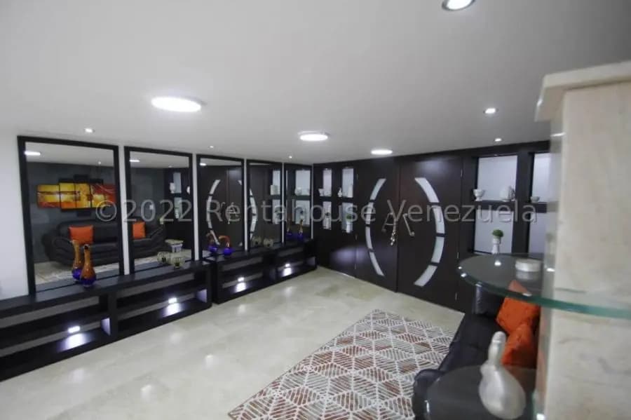 Casa en Venta en Lomas de la Lagunita Caracas - 6