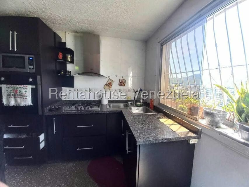 Apartamento (1 Nivel) en Venta en El Valle, Distrito Metropolitano - 8