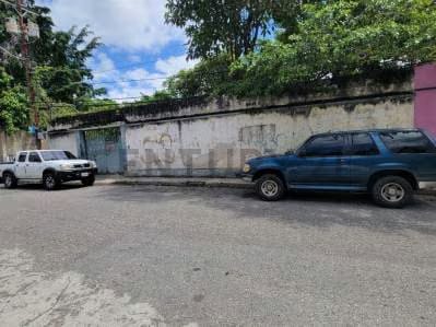 INVERSIONISTA Vendo casa antigua con terreno comercial - 2